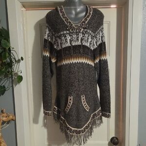 Fringed V-Neck Knit Sweater Tunic in Brown